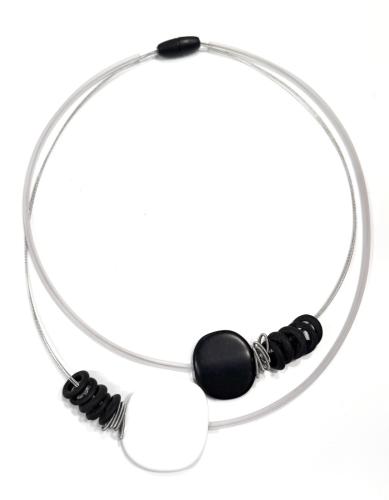Kurze Kette mit Kautschuk, Muranoglas und Kunstharz, hellgrau-schwarz