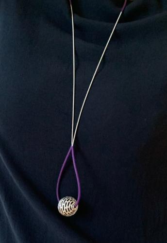 lange Edelstahl-Kautschuk-Kette, lila