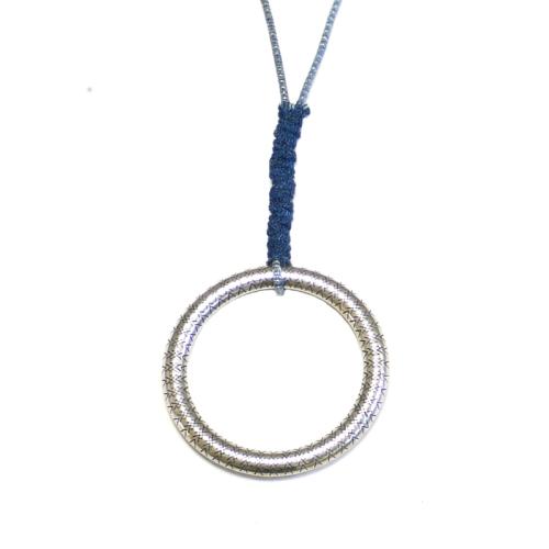 Perlonkette mit Ring, hellblau-dunkelblau