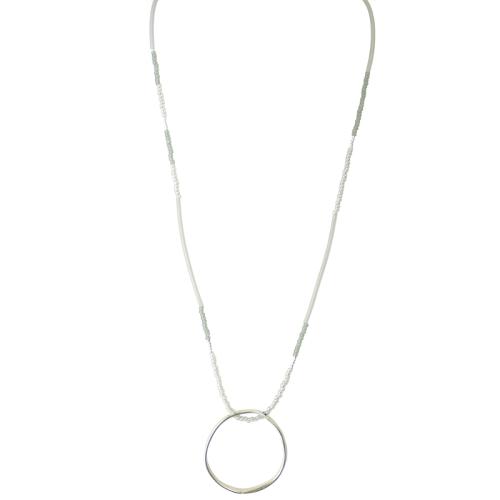 Kautschukperlenkette mit Ring, grau-hellgrau-silber