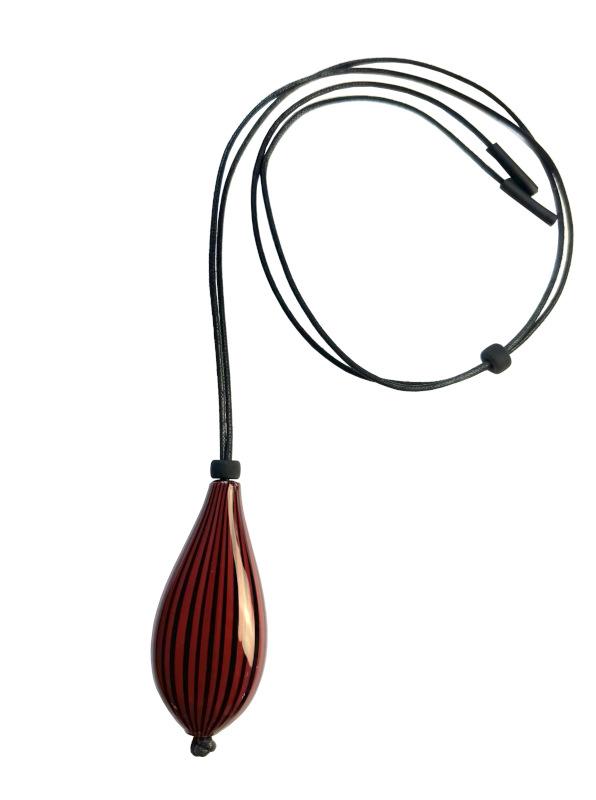 Muranoglaskette, rot-schwarz