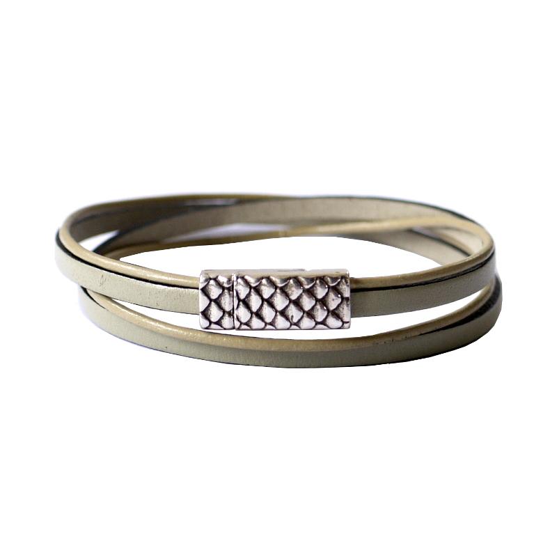 Lederarmband mit gemusterten Verschluss, mint